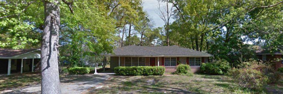 1006 Southland - Photo 1