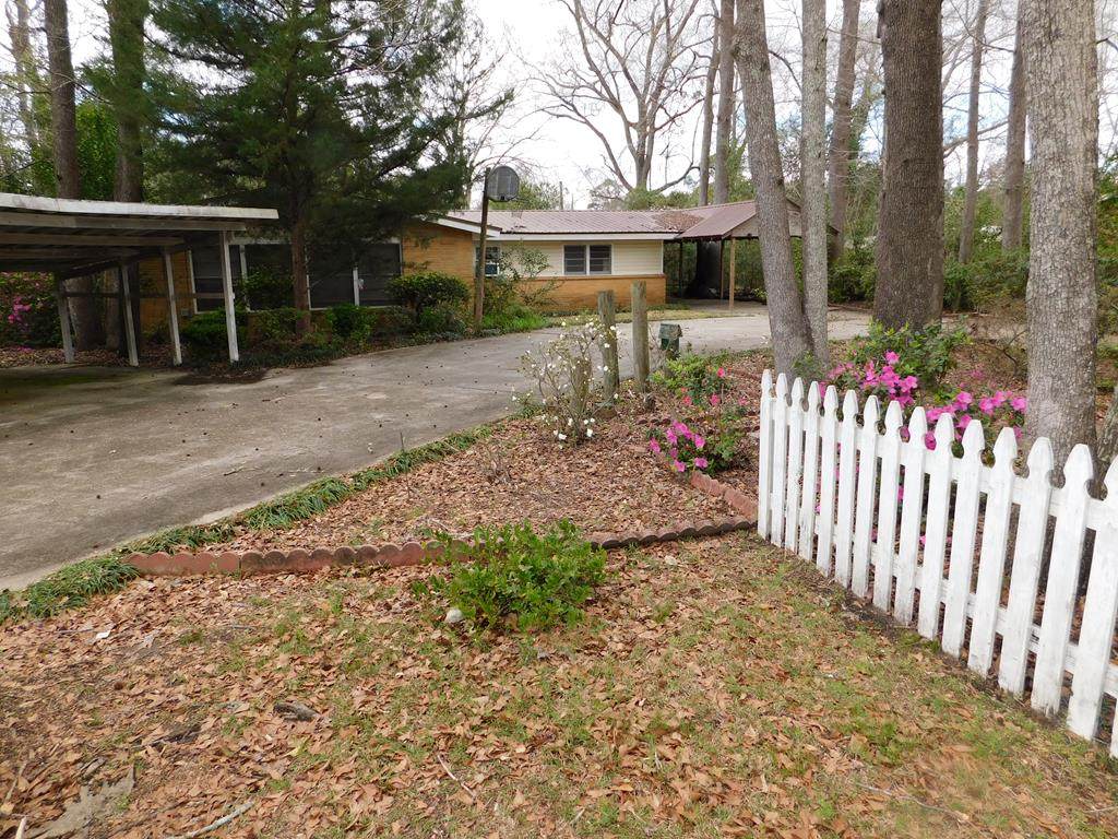 2260 Park Avenue - Photo 1