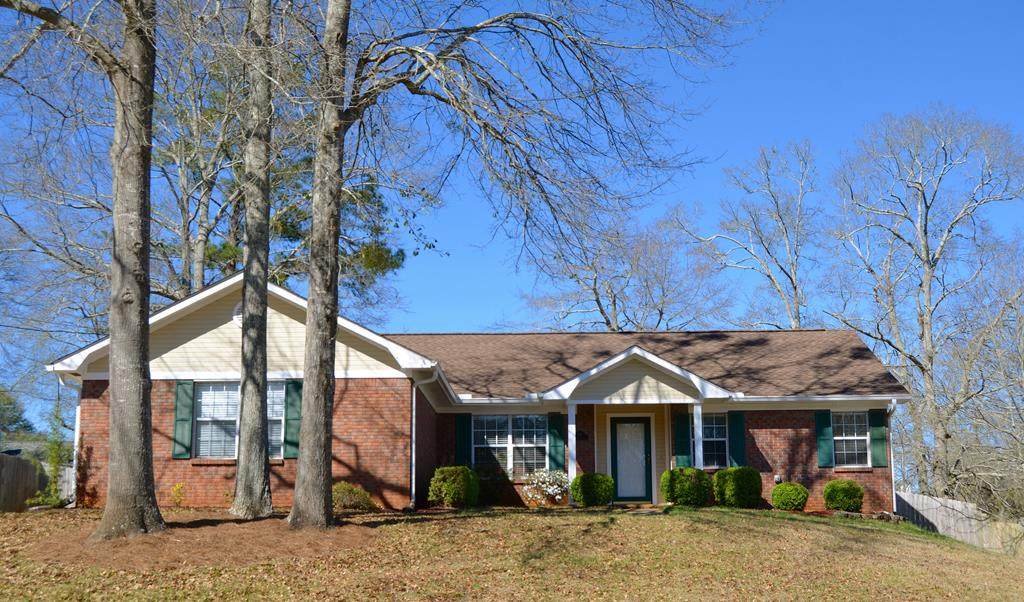 607 Green Drive - Photo 1