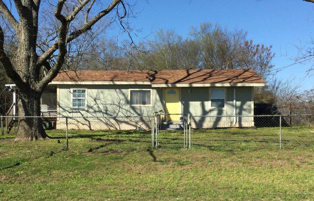 4433 County Rd 12 - Photo 1