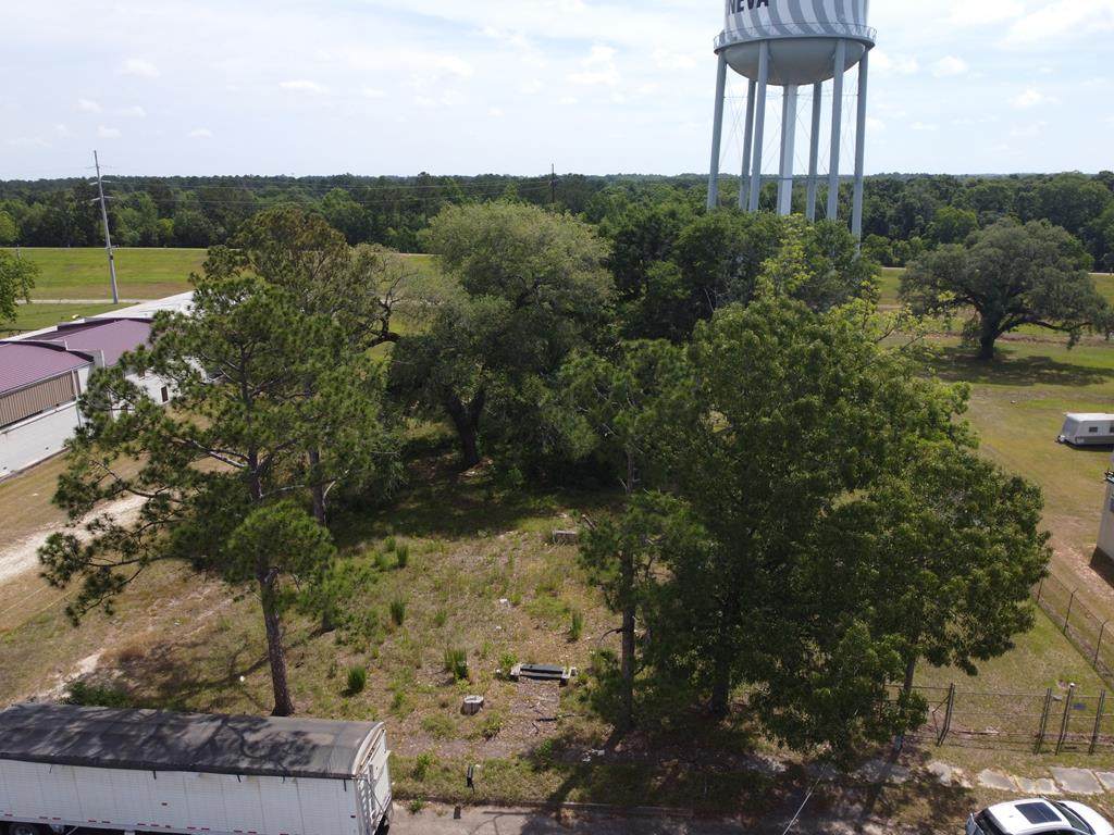 623 Commerce - Photo 1