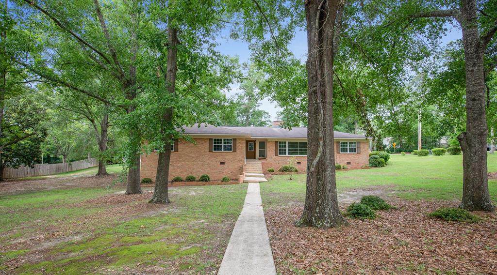 1400 Haisten Drive - Photo 1