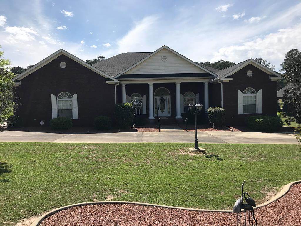 801 Tartan Way - Photo 1