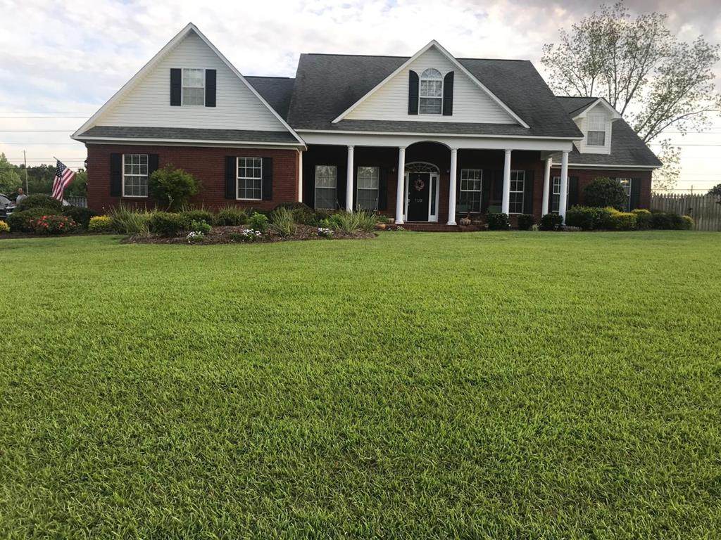 102 Gloster Ct - Photo 1