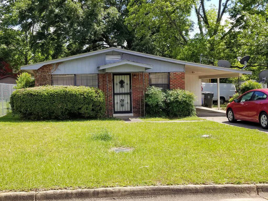 2332 Lake Street - Photo 1