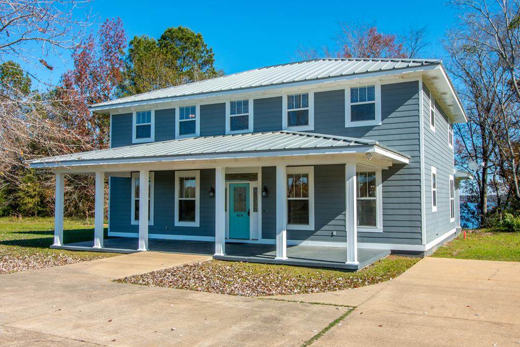 426 Highland Drive - Photo 1