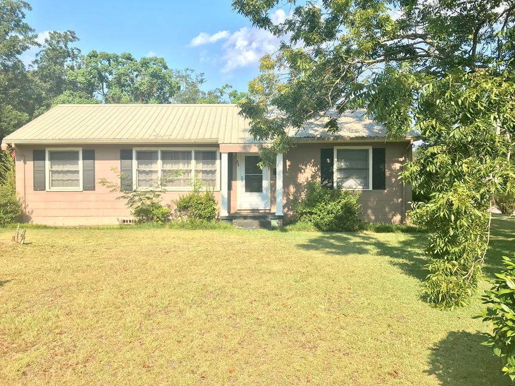 885 N. Park - Photo 1