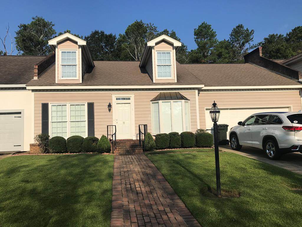 11 Williamsburg Place - Photo 1