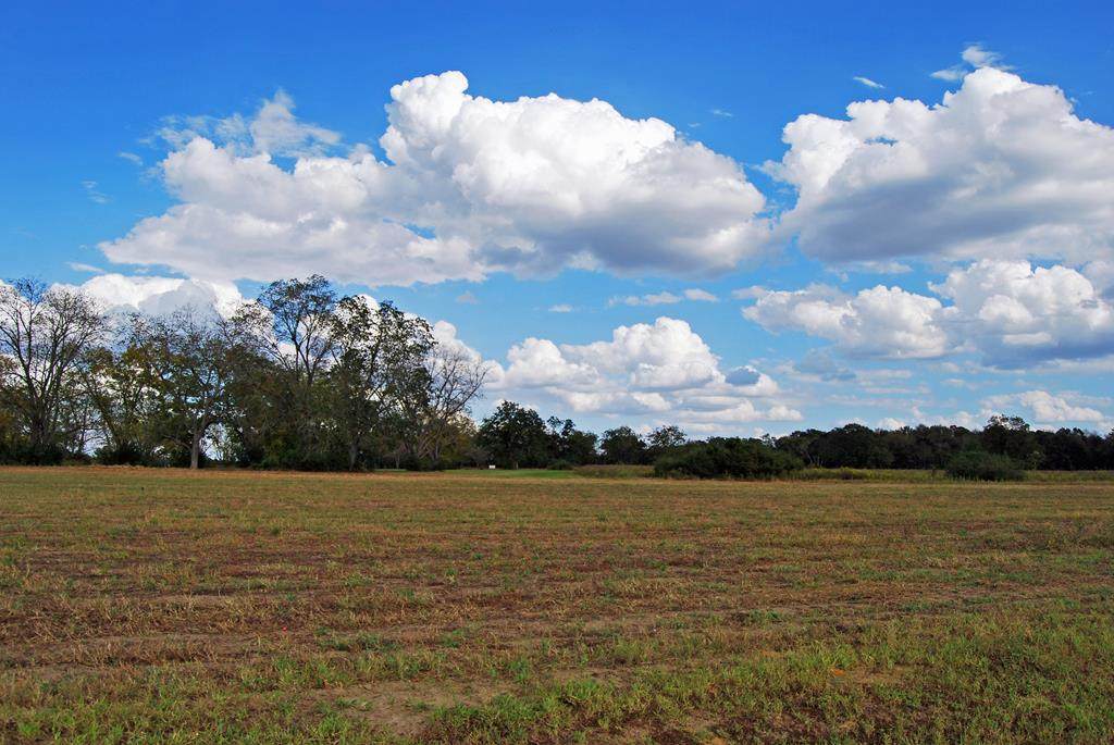 1 Acre Airport Road - Photo 1