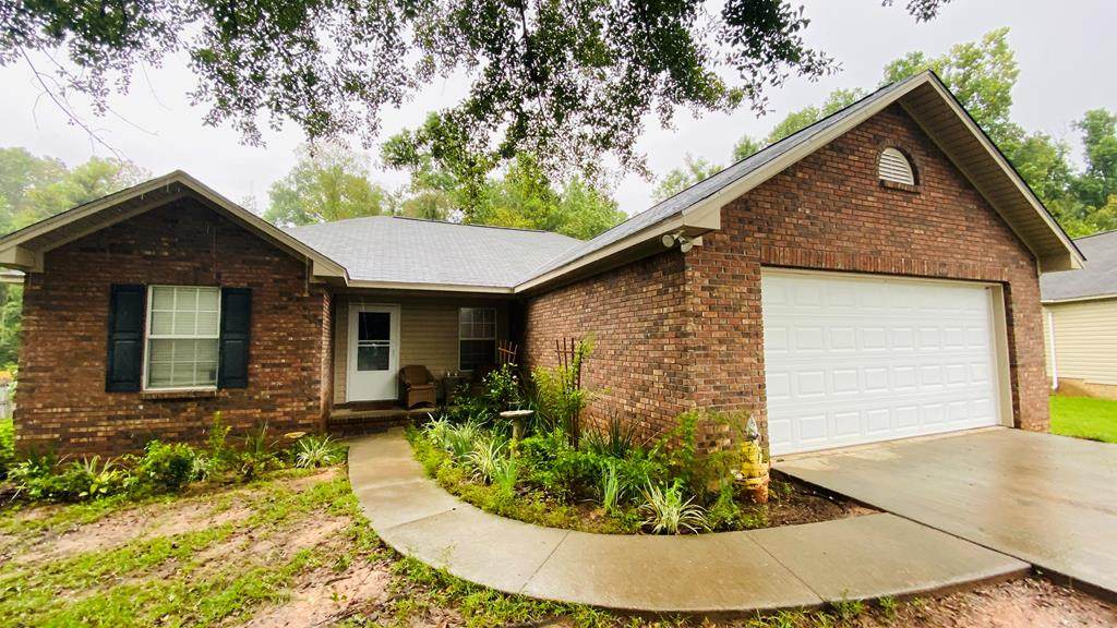 240 Melrose - Photo 1