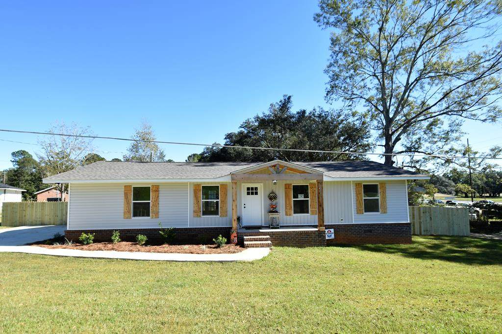 104 N. Trinity Street - Photo 1