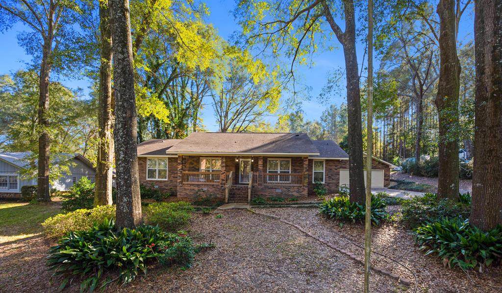 126 Laurel Breeze - Photo 1