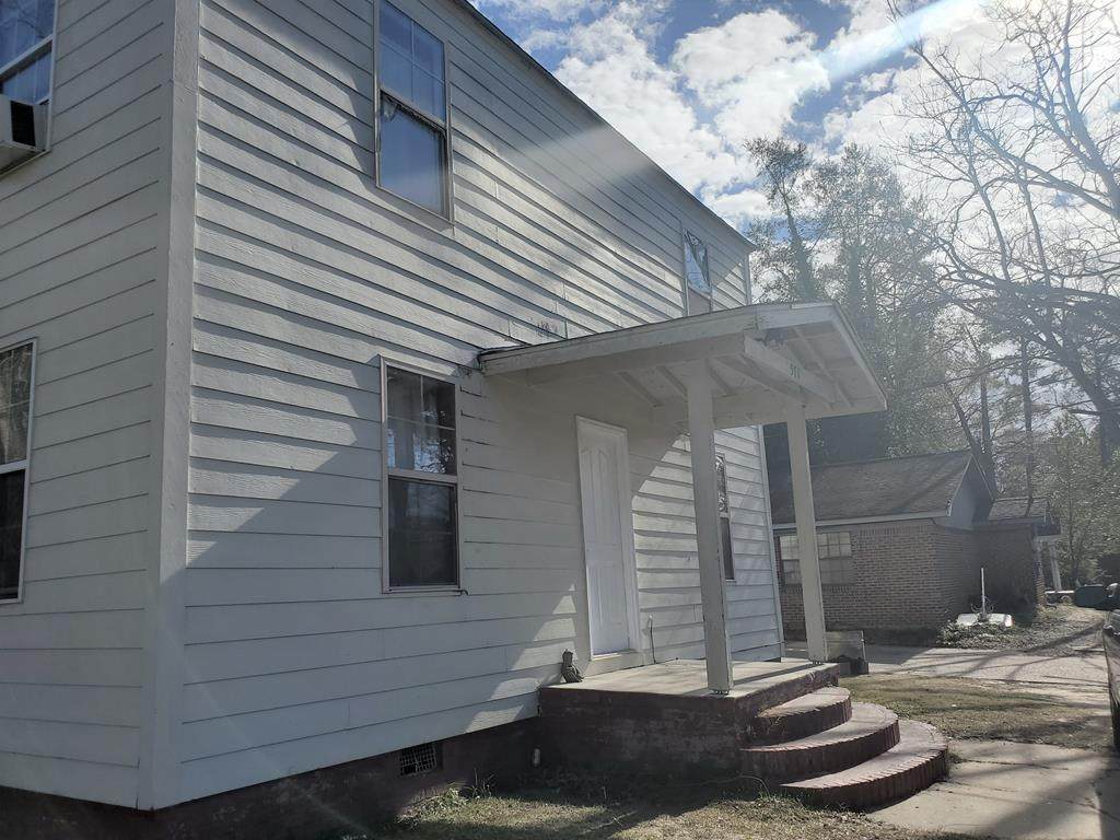 571 Newton - Photo 1