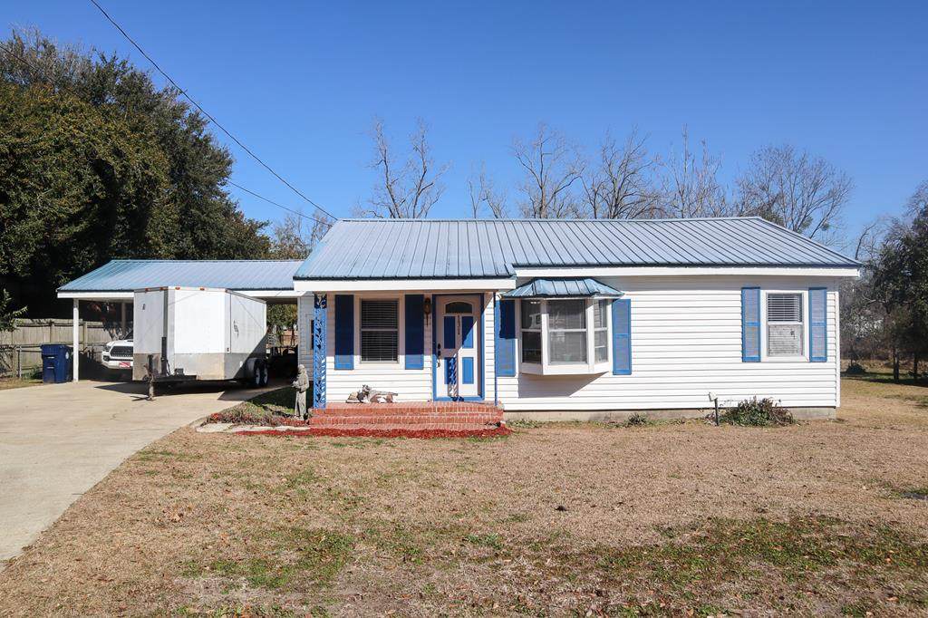 131 Wood Street - Photo 1