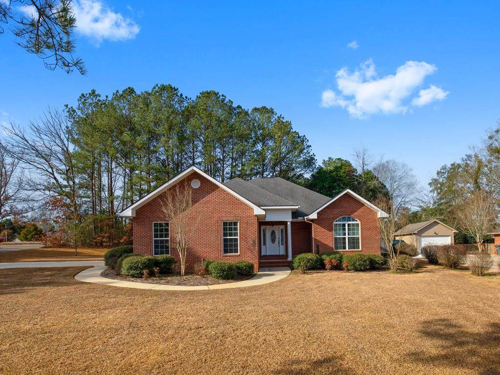 220 Oak Ridge Drive - Photo 1
