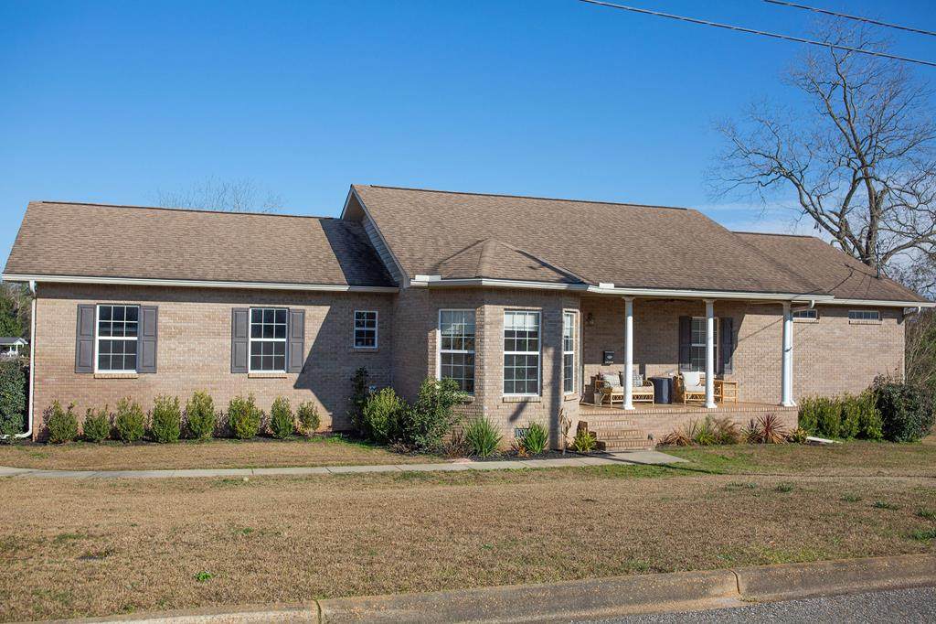 102 Gilbert - Photo 1