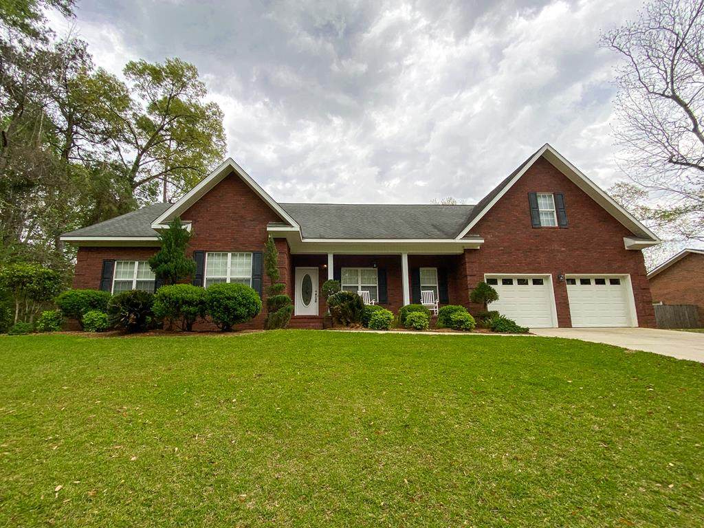 102 Windmere Drive - Photo 1