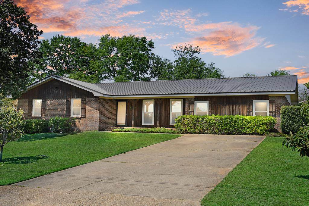 1803 Westover Drive - Photo 1