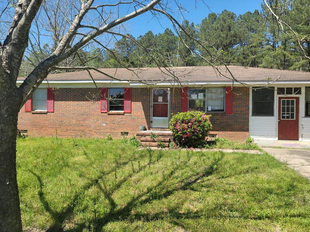 9205 Hwy 105 - Photo 1