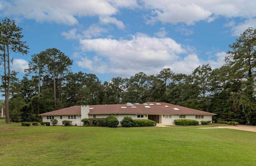 113 Camellia Drive - Photo 1