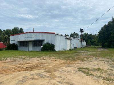 605 Columbia Hwy - Photo 1