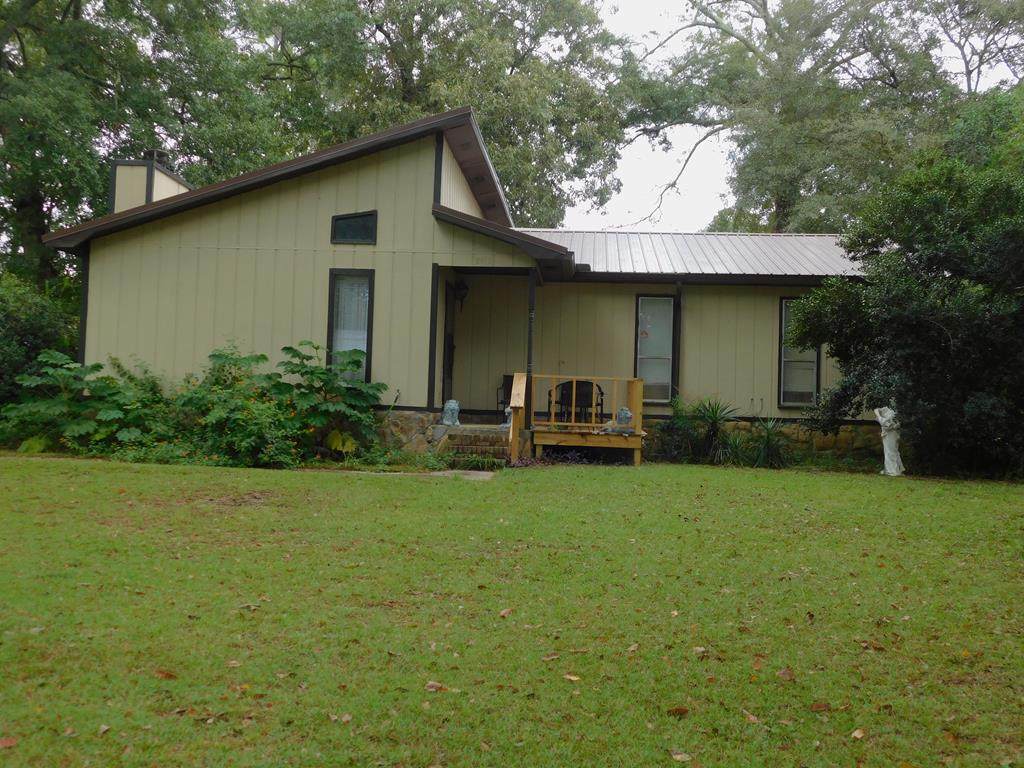 2415 Third Ave - Photo 1