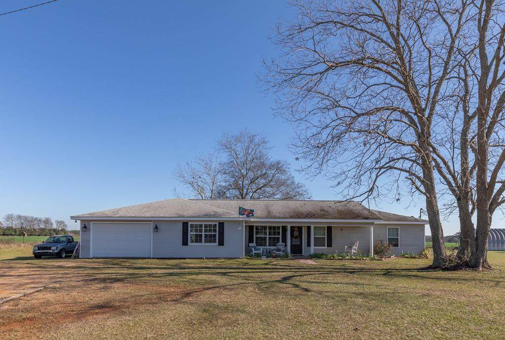 512 Highway 167 - Photo 1