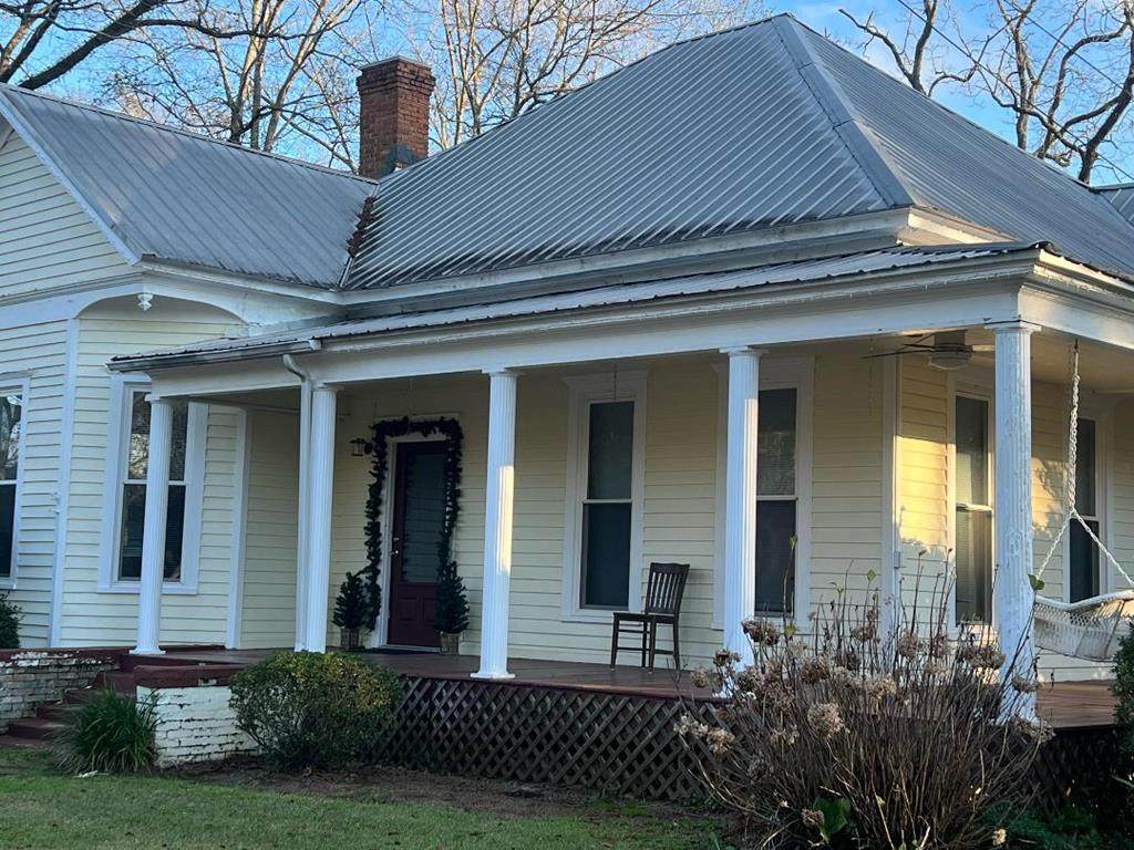 200 Clendenin Street - Photo 1