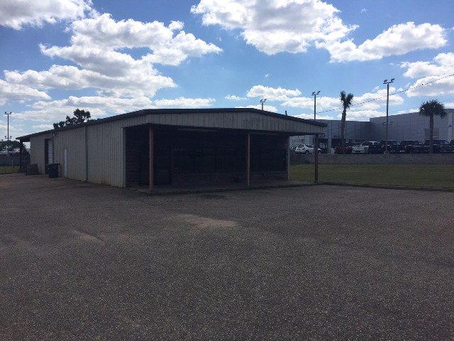 1642 East Park - Photo 1