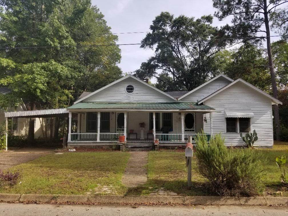 1110 Hickman Ave - Photo 1