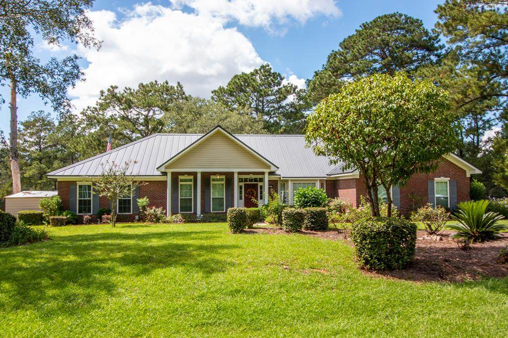 126 Greenview Cir - Photo 1