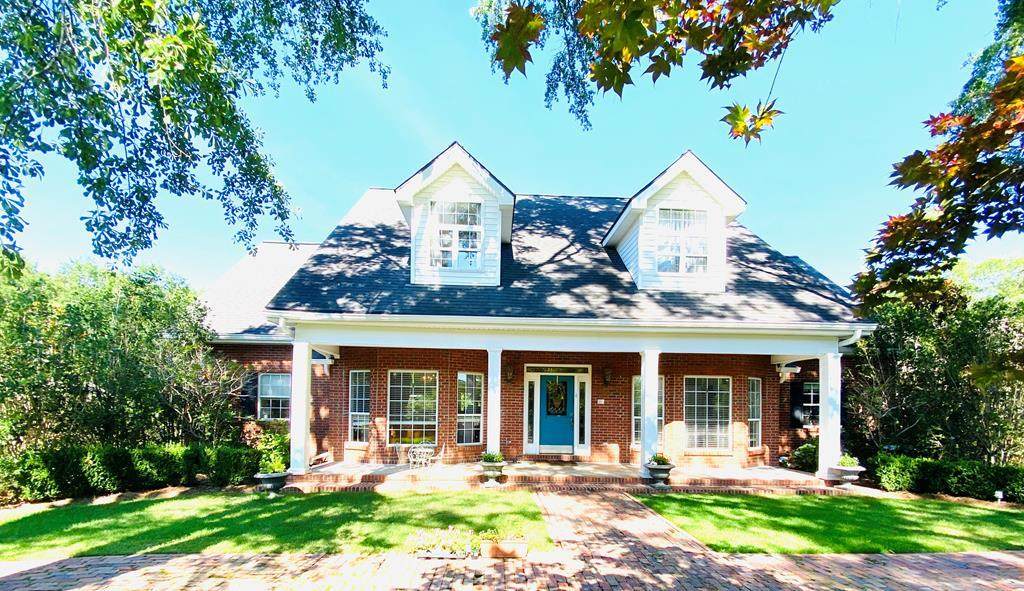 4 Woodmere - Photo 1