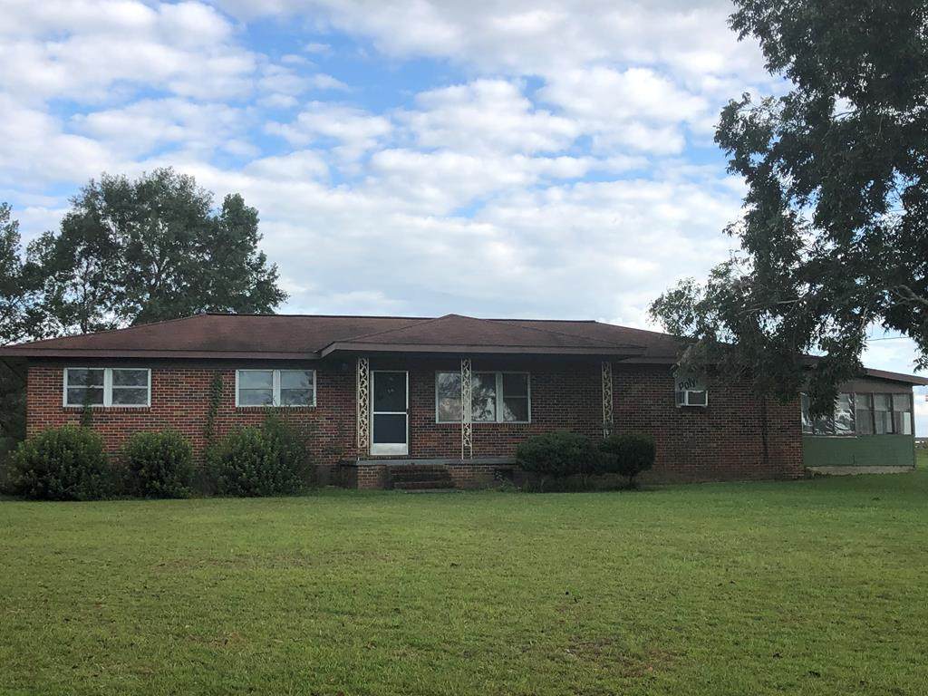585 Dean Rd - Photo 1