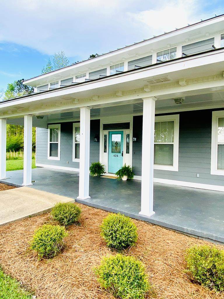 426 Highlands Drive - Photo 1
