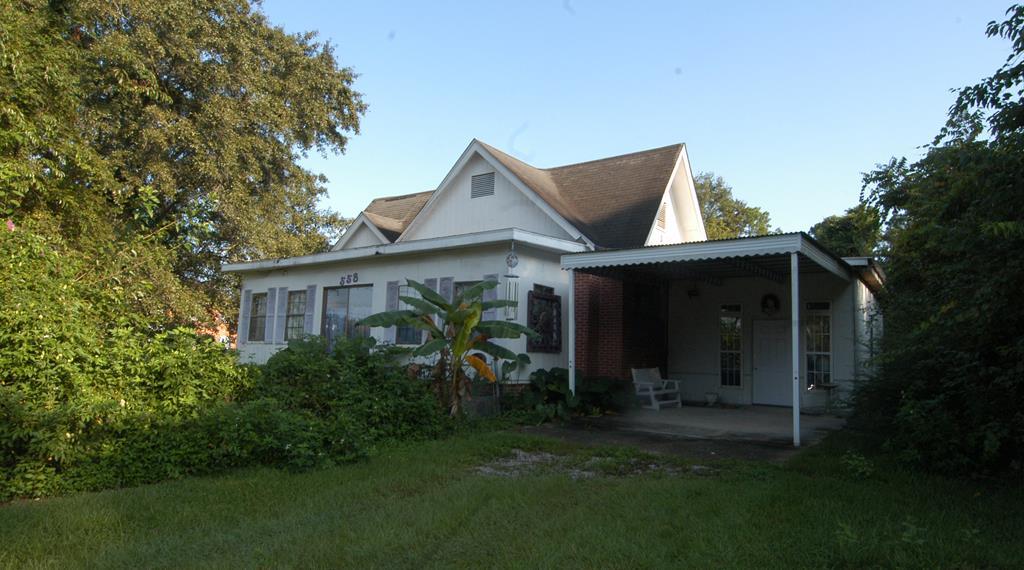 558 Selma - Photo 1
