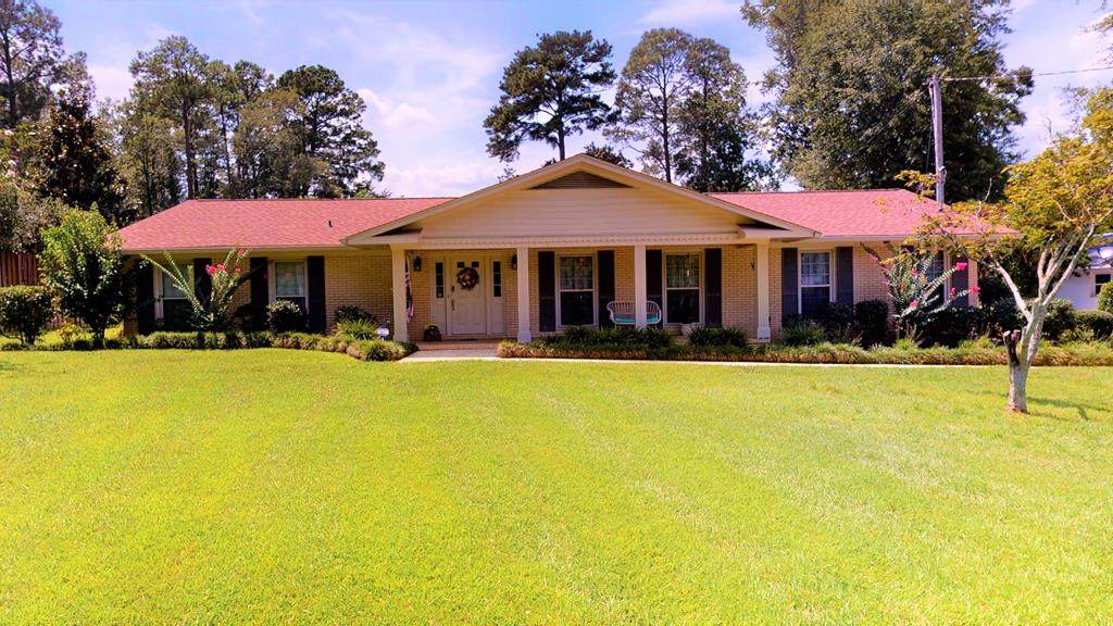 305 Blumberg Drive - Photo 1