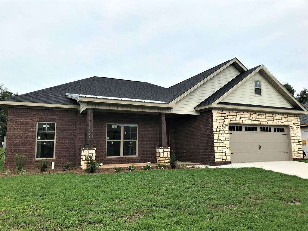 211 Southern Winds Drive - Photo 1