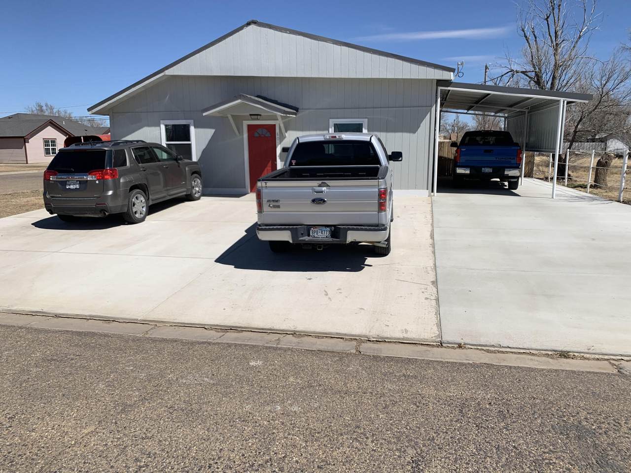 601 Klein Ave - Photo 1