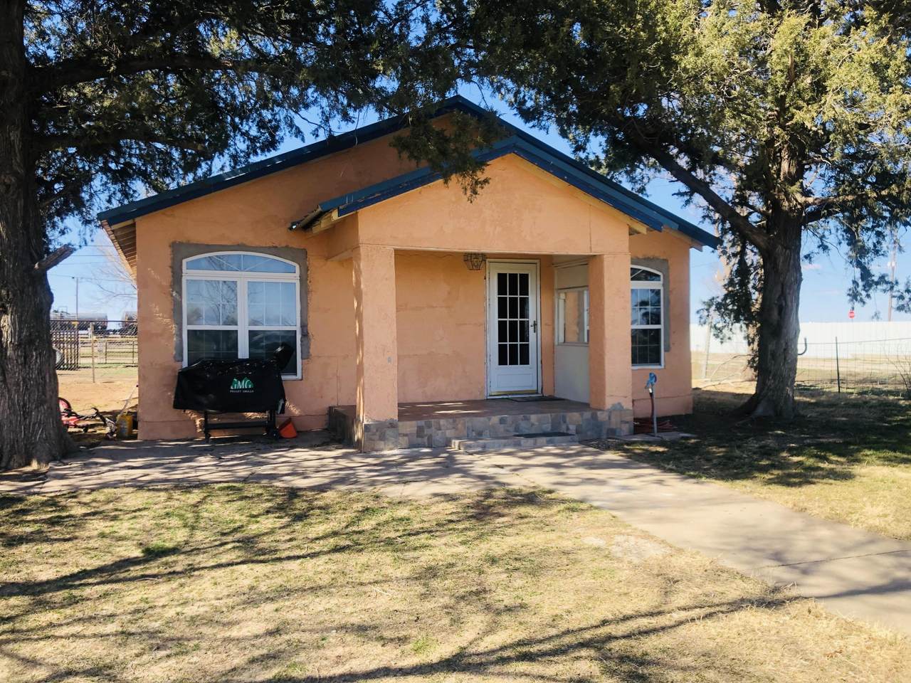 602 Fir - Photo 1