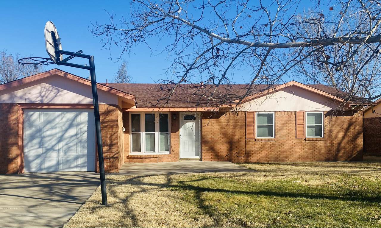 506 Pecan Ave - Photo 1