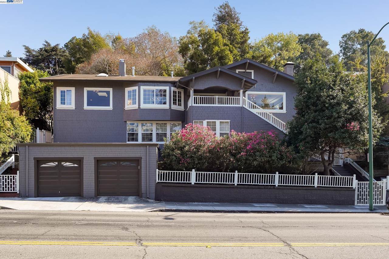 3200 Park Blvd - Photo 1
