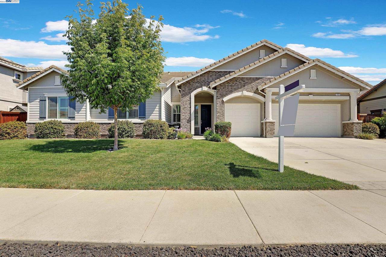 493 Yelland Way - Photo 1