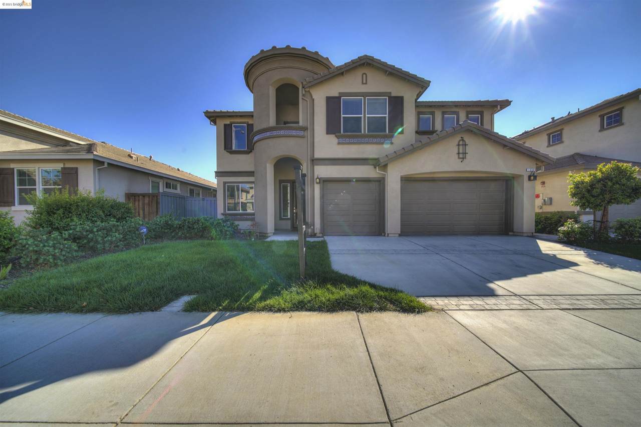 1232 Villa Terrace Dr - Photo 1