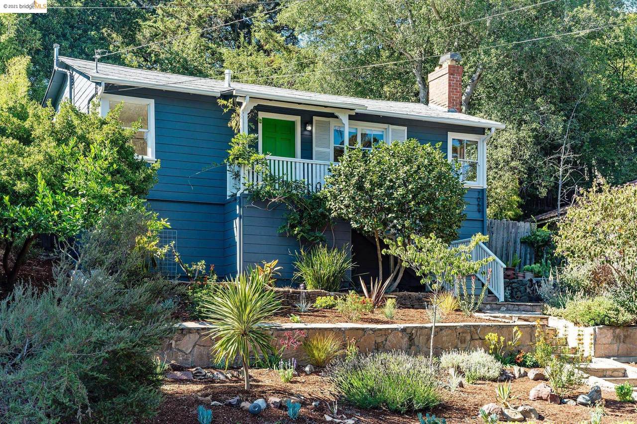 7069 Saroni Dr - Photo 1