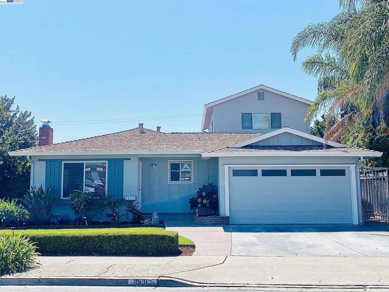 39313 Logan Dr - Photo 1