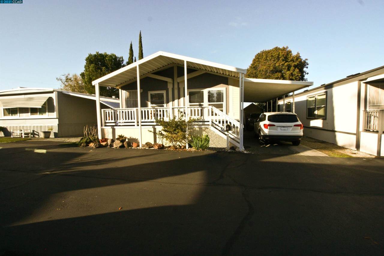 55 Pacifica - Photo 1