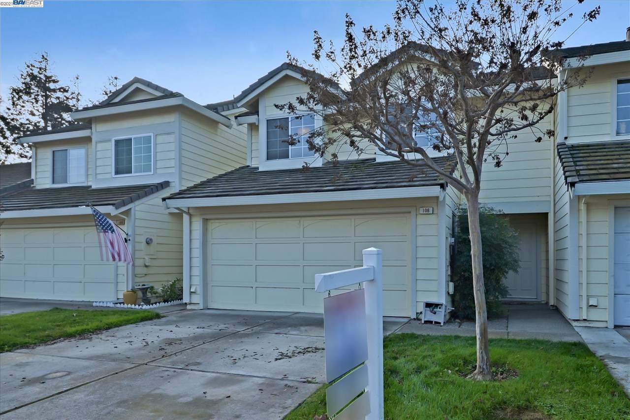 108 Pelican Loop - Photo 1