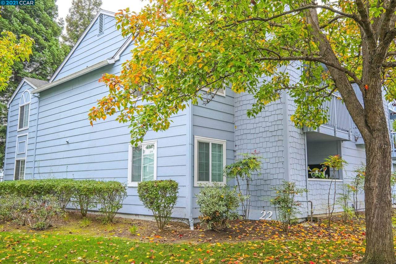 495 Lighthouse Dr - Photo 1