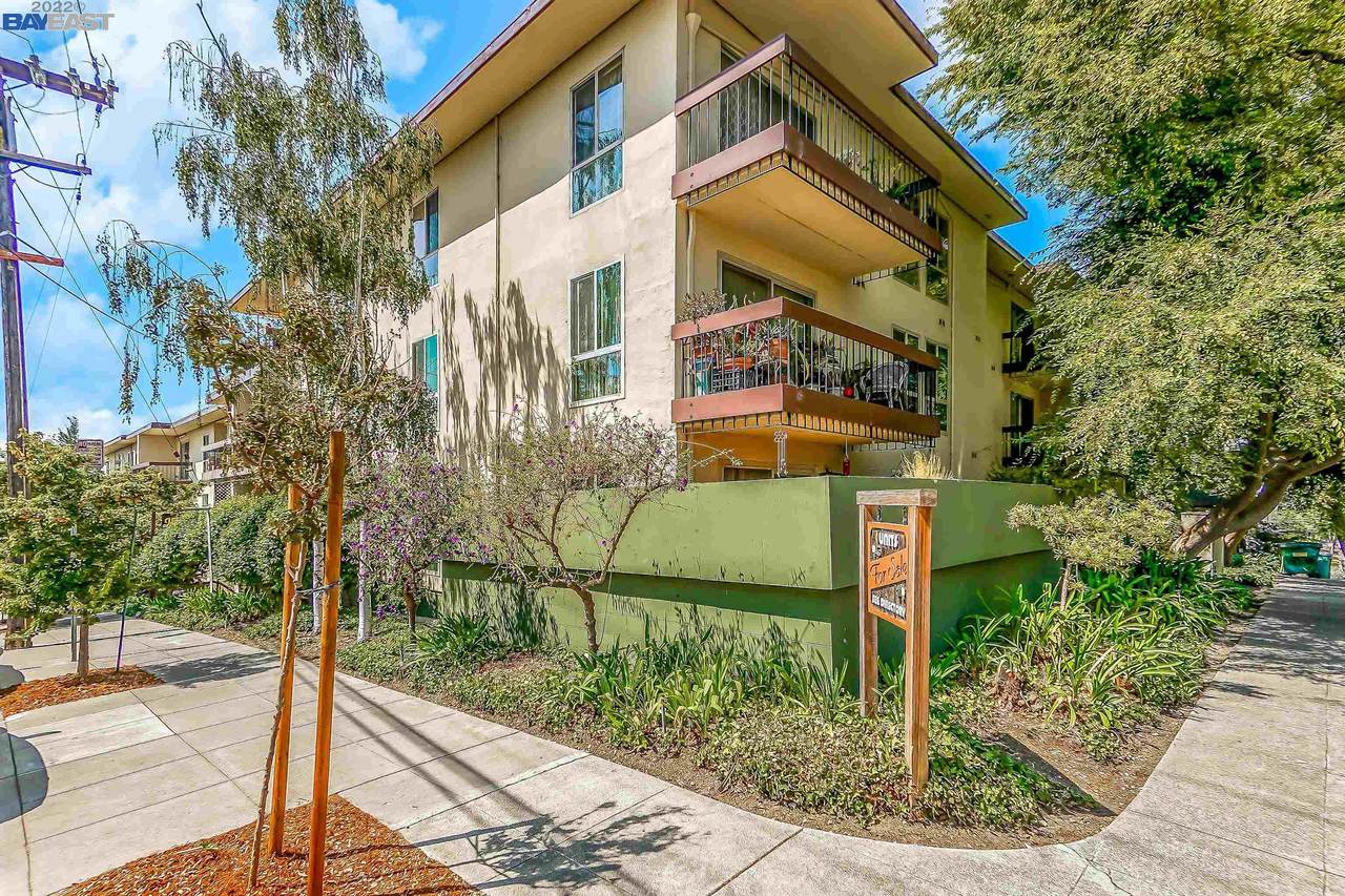 555 Jean St - Photo 1