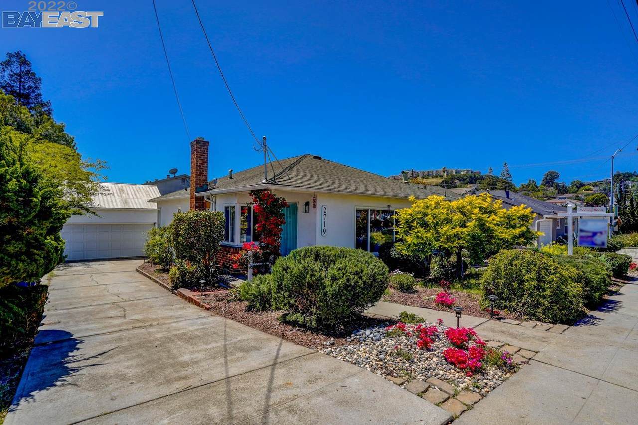 2719 Somerset Ave - Photo 1